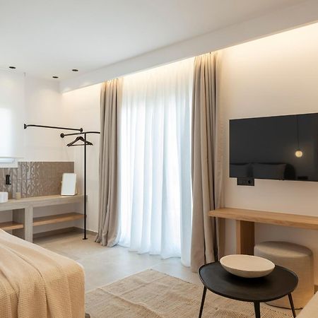Anemelia Way Of Living Aparthotel Naousa  Exterior photo