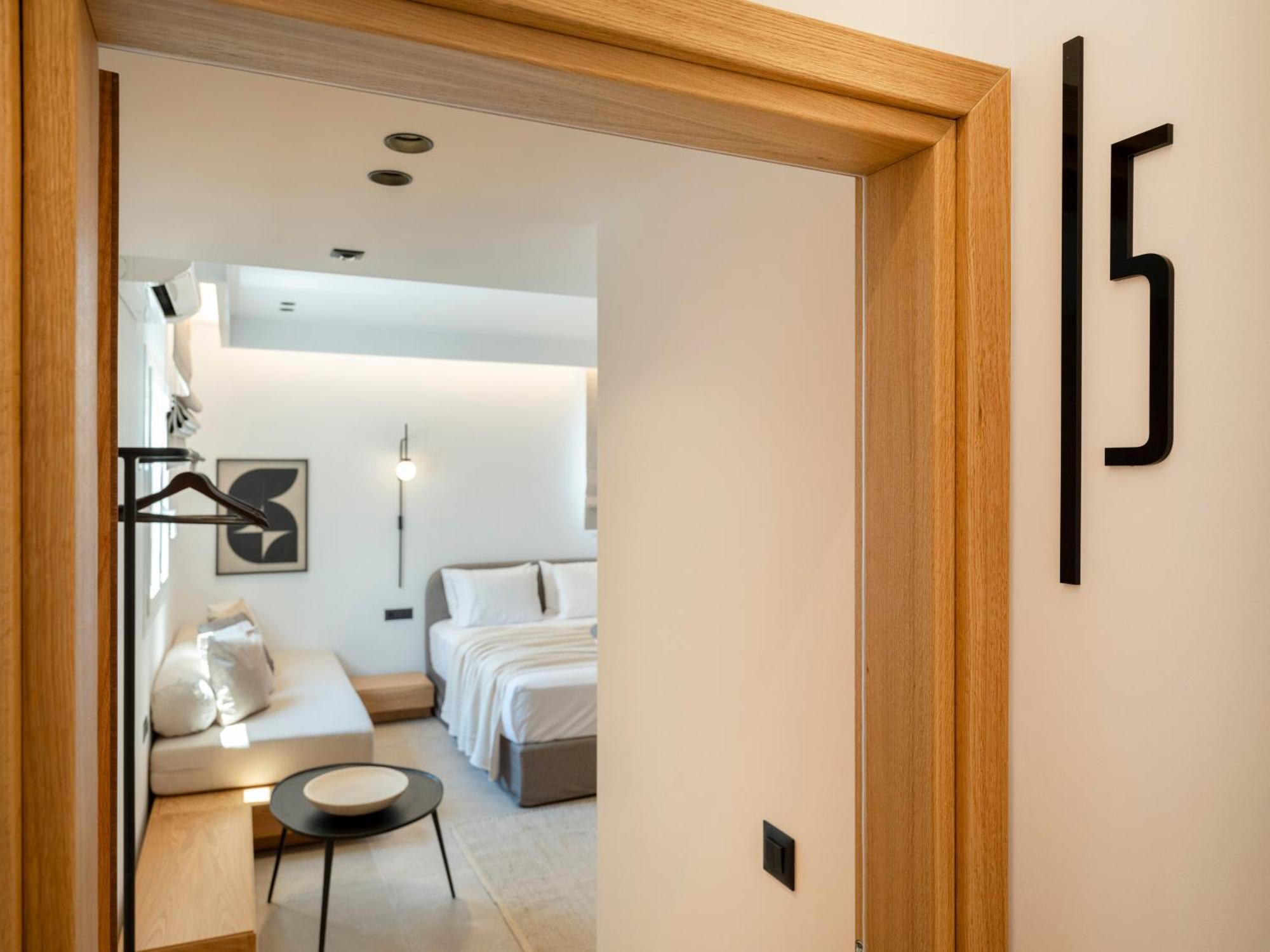 Anemelia Way Of Living Aparthotel Naousa  Exterior photo