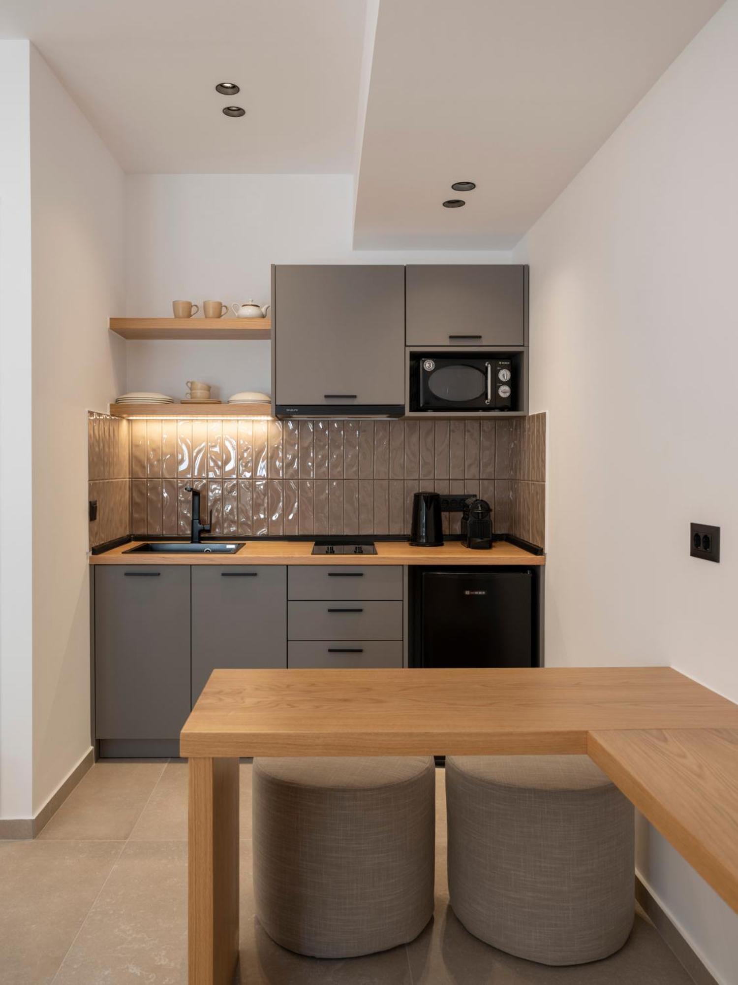 Anemelia Way Of Living Aparthotel Naousa  Exterior photo