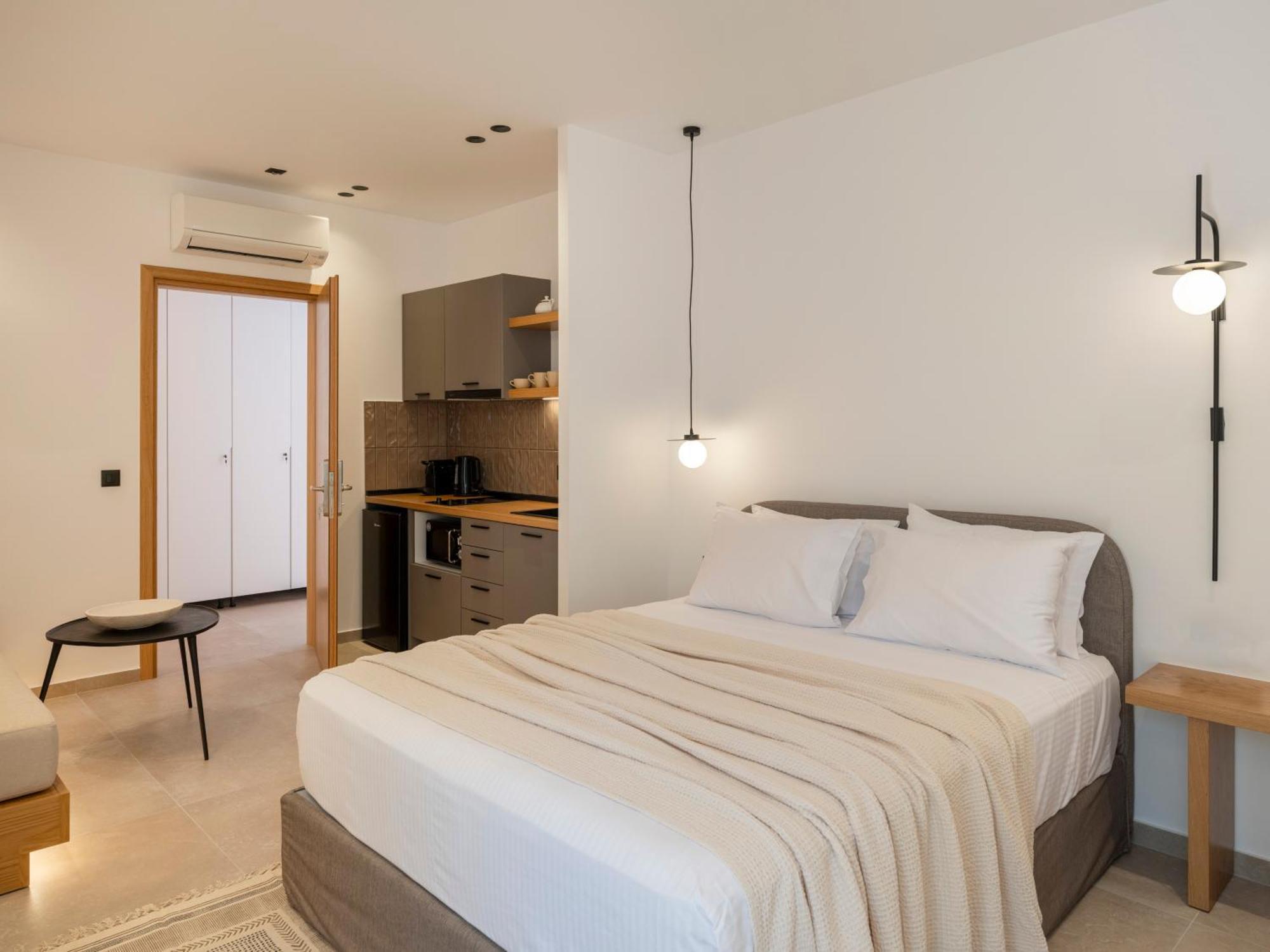 Anemelia Way Of Living Aparthotel Naousa  Exterior photo