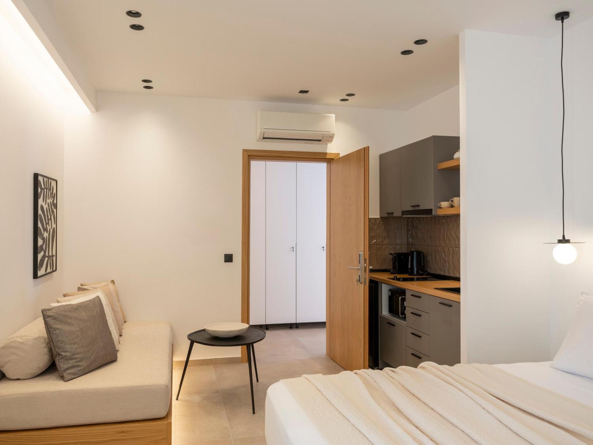 Anemelia Way Of Living Aparthotel Naousa  Exterior photo