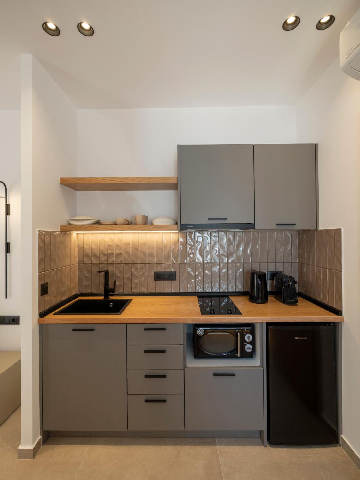 Anemelia Way Of Living Aparthotel Naousa  Exterior photo